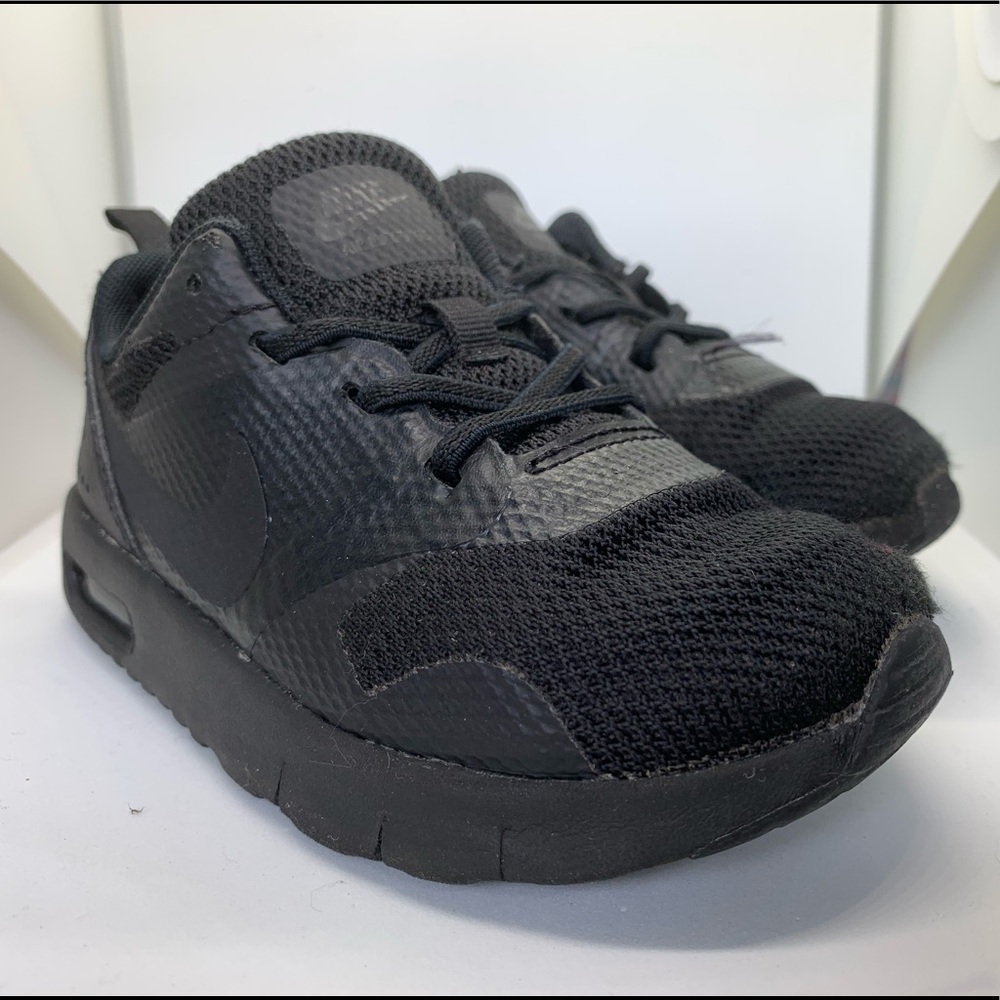 * SOLD* Nike Air Max Tavas
